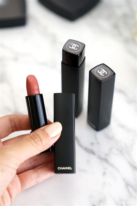 chanel extreme velvet 114|chanel rouge velvet extreme review.